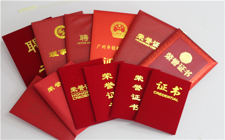 相恋一年半女友分手20次 男子买了婚戒却不敢求婚