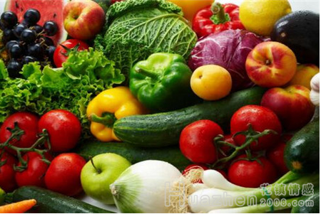 女性适当补充蛋白质身体好，补充蛋白质，蛋白粉哪个好？